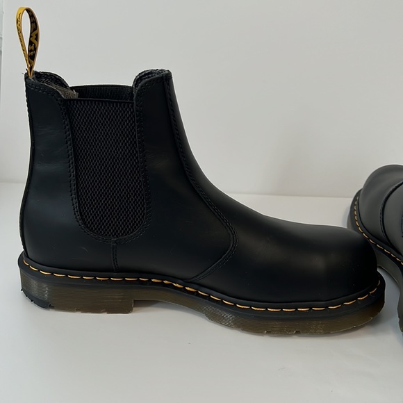 NWT Dr. Martens Fellside Steel Toe Chelsea Boots - Picture 4 of 8